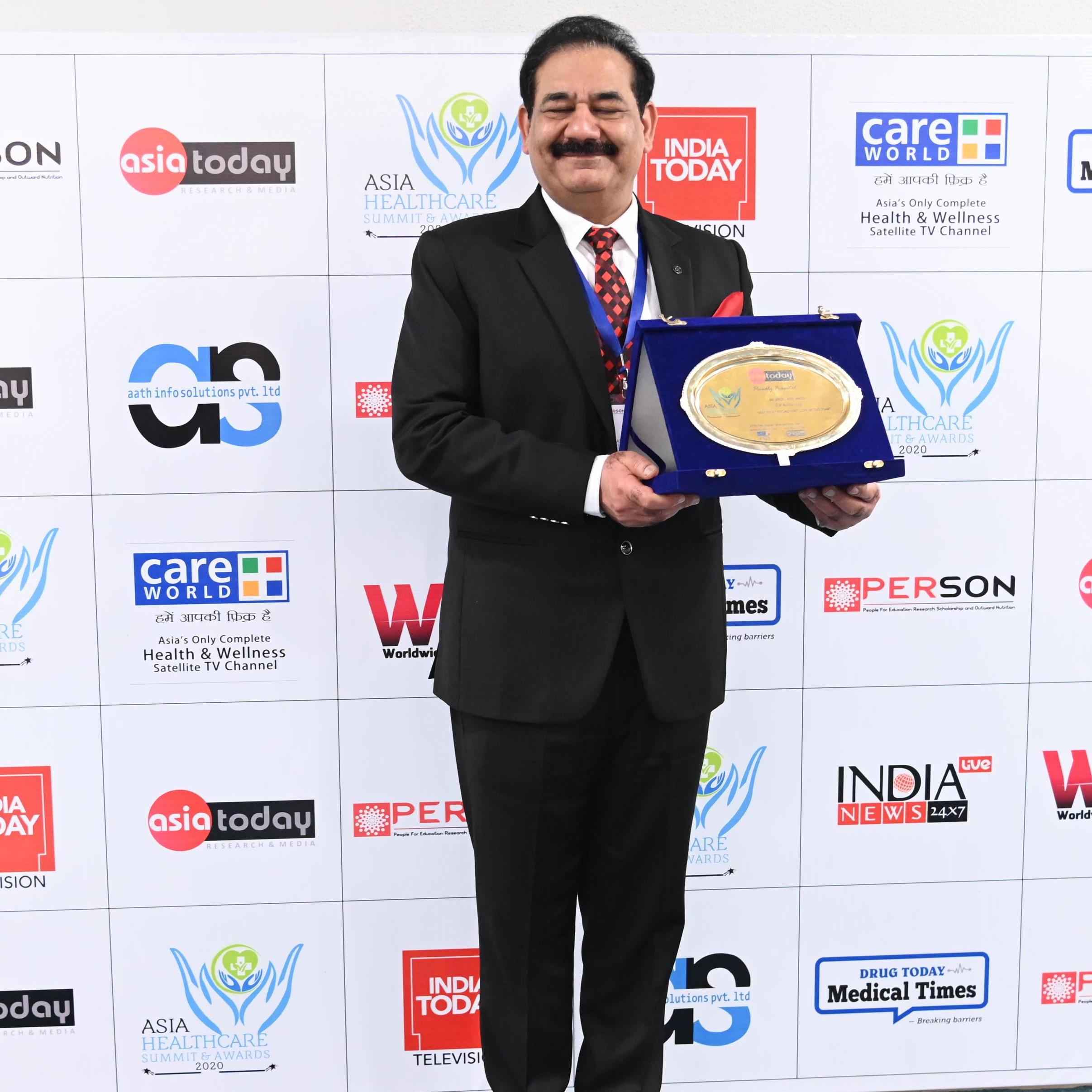 Dr Anil Arora