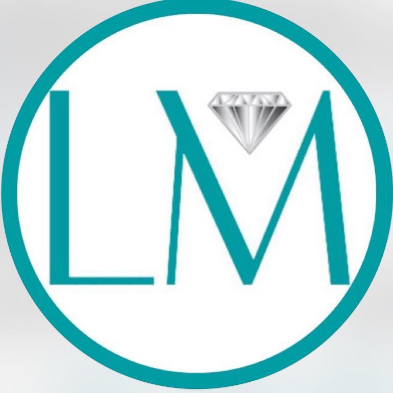 Lizmooredestinationweddings