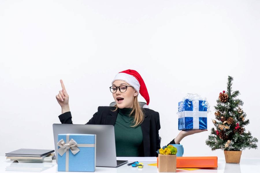 The Importance of Thoughtful Gifting in the Workplace